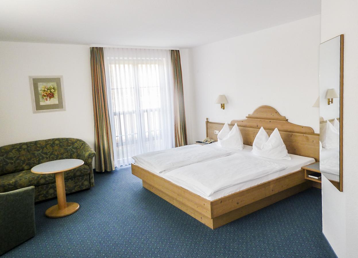 Hotel Zur Werra Schmalkalden Exteriör bild