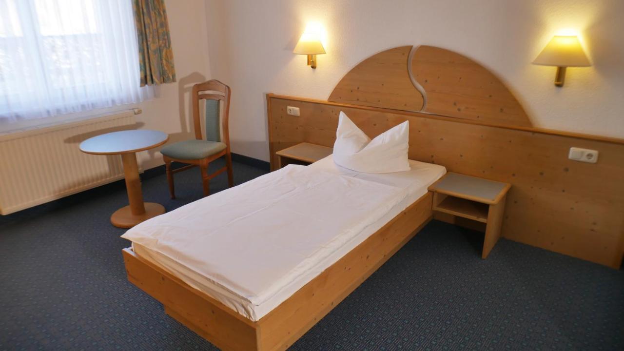 Hotel Zur Werra Schmalkalden Exteriör bild
